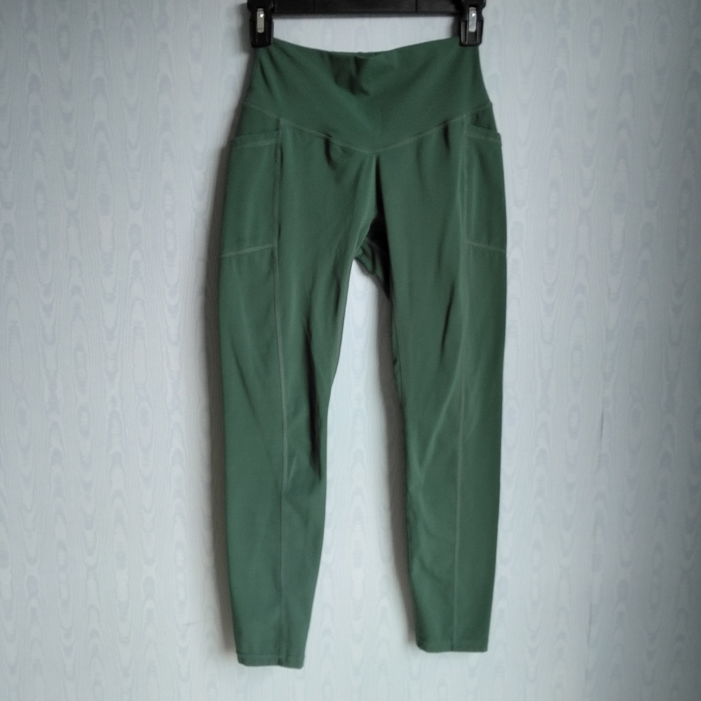 S.T.Y.L.E. Green Women's High-Waisted Leggings Yoga Pants Small‎